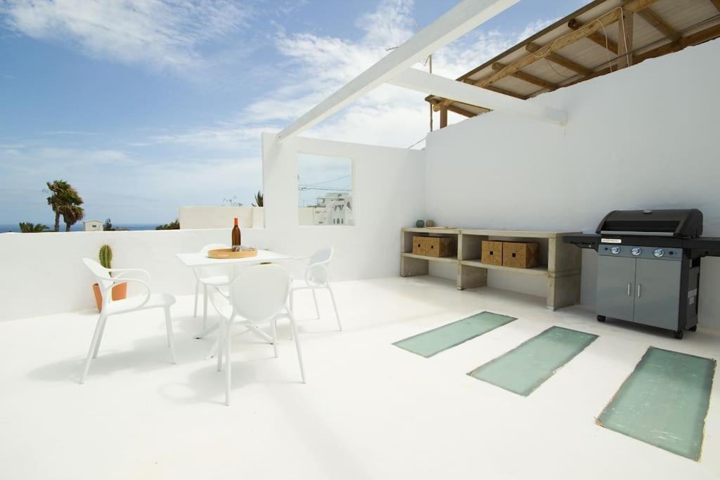 Casa Artevista - By Az Tabayesco